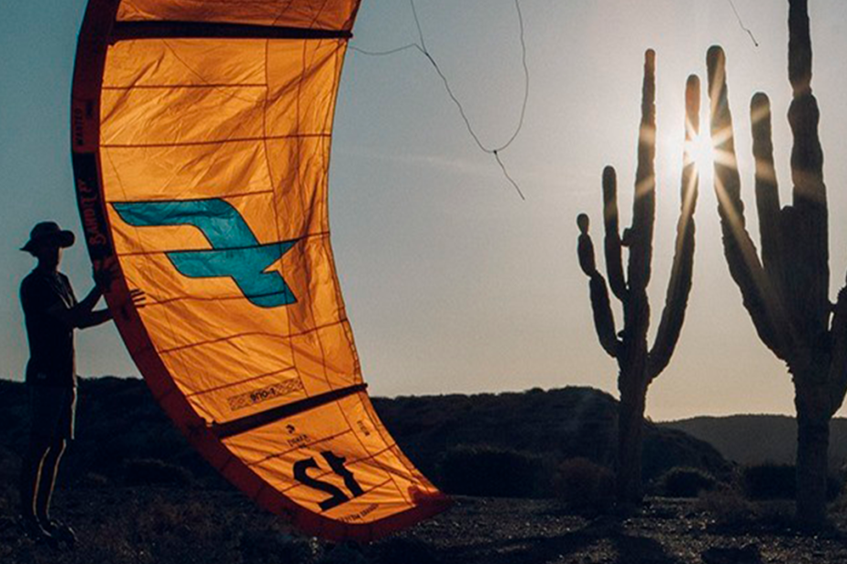 Clases de Kitesurf en Kite Córdoba - Aprende a volar sobre el agua con nuestros instructores expertos.