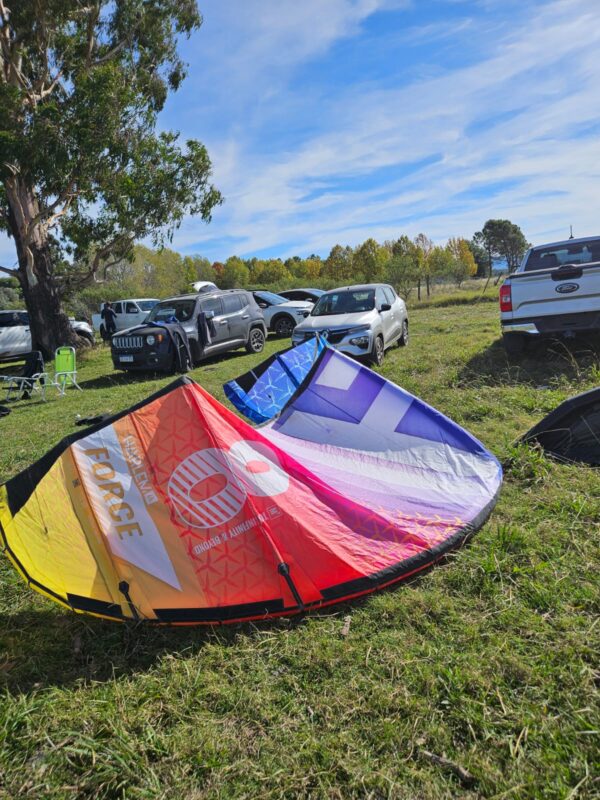 VELA DE KITE HARLEM FORCE 8M - USADA - Imagen 6
