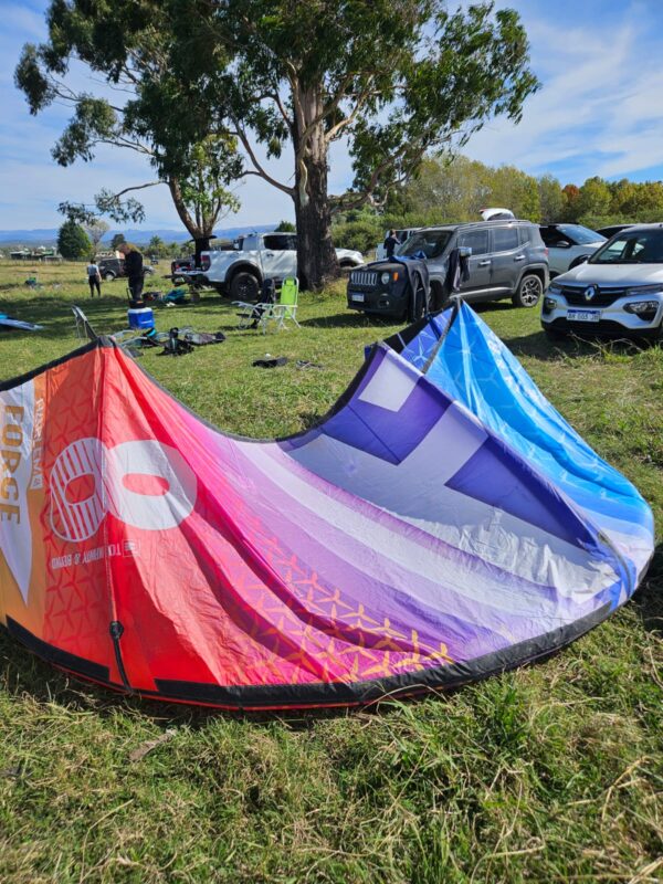 VELA DE KITE HARLEM FORCE 8M - USADA - Imagen 4